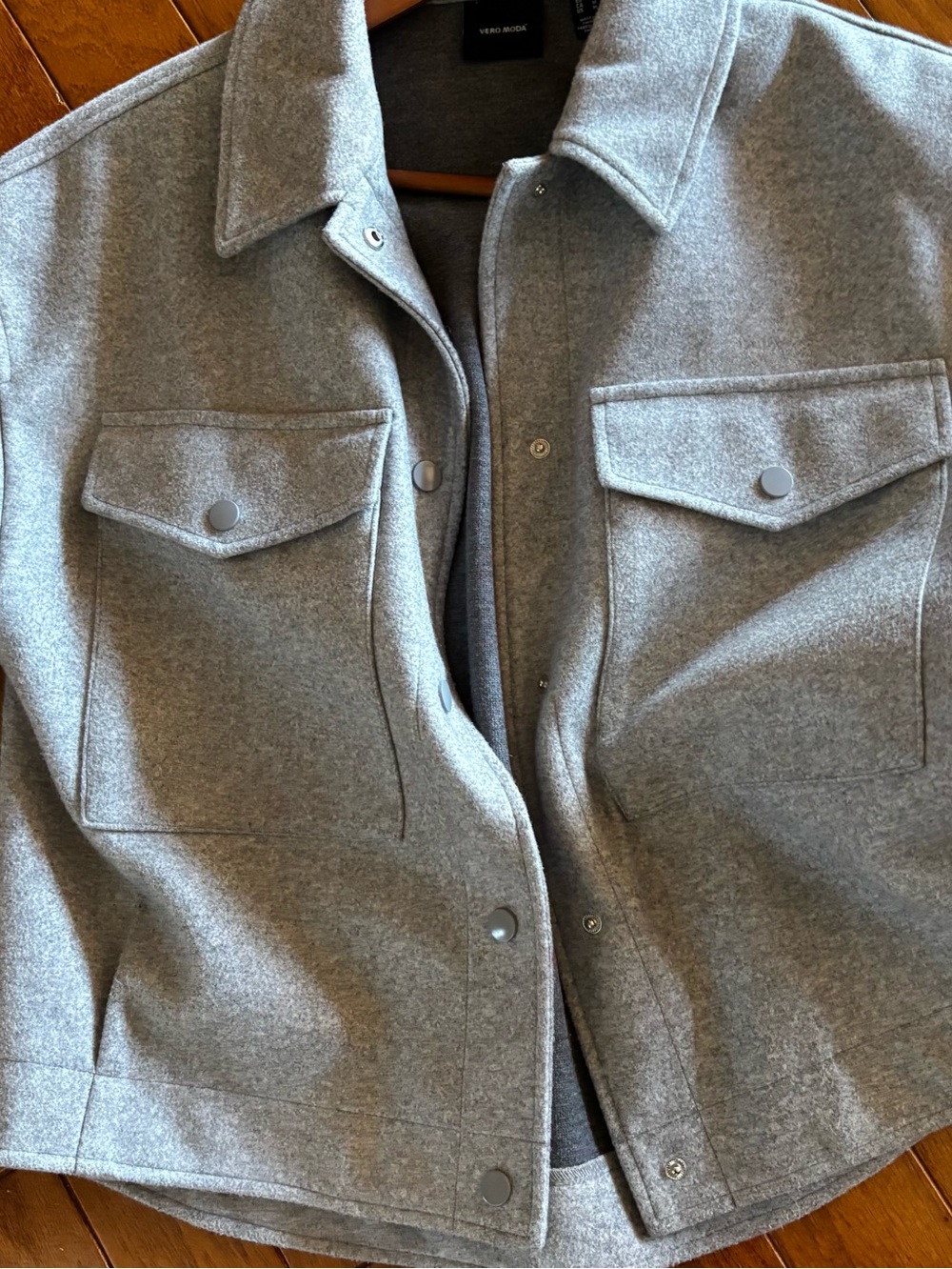 Vero Moda woman’s medium Gray Wool-Blend Shacket